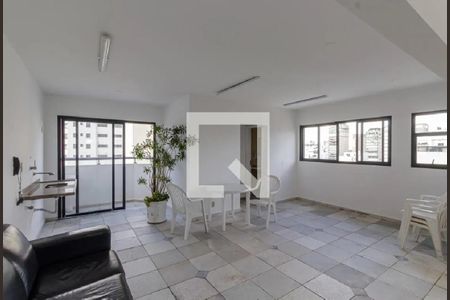 Apartamento à venda com 33m², 1 quarto e 1 vagaÁrea comum