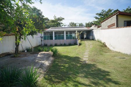 Casa de condomínio para alugar com 129m², 2 quartos e 4 vagasQuintal