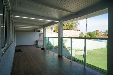 Casa de condomínio para alugar com 129m², 2 quartos e 4 vagasVaranda