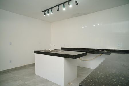 Casa de condomínio para alugar com 129m², 2 quartos e 4 vagasCozinha