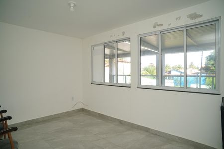 Quarto 1 de casa de condomínio para alugar com 2 quartos, 129m² em Ponta Grossa, Maricá