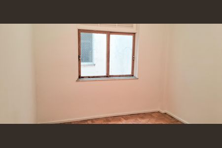 Apartamento para alugar com 123m², 4 quartos e 1 vaga