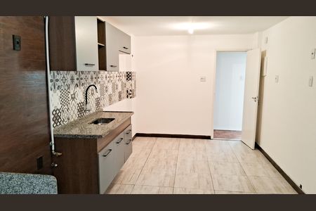 Apartamento para alugar com 123m², 4 quartos e 1 vaga