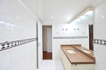Banheiro da Suíte de apartamento à venda com 4 quartos, 168m² em Vila Monte Alegre, São Paulo