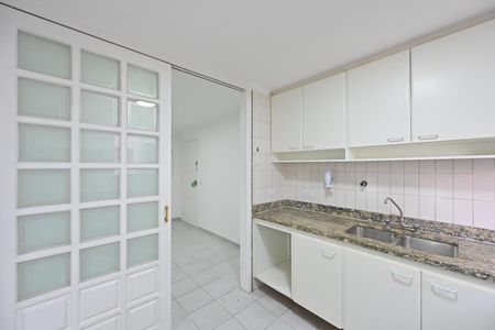 Cozinha de apartamento à venda com 4 quartos, 168m² em Vila Monte Alegre, São Paulo