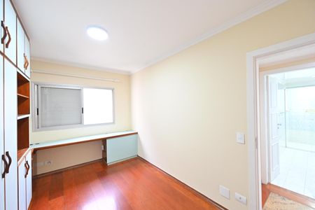 Apartamento à venda com 168m², 4 quartos e 2 vagas Apartamento à venda com 168m², 4 quartos e 2 vagasQuarto 4