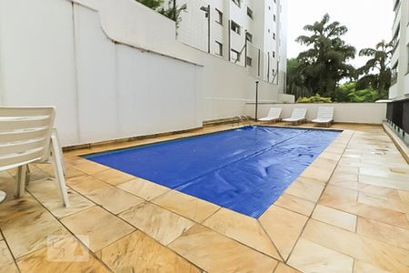 Apartamento à venda com 168m², 4 quartos e 2 vagas Apartamento à venda com 168m², 4 quartos e 2 vagasPiscina