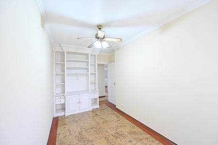 Apartamento à venda com 168m², 4 quartos e 2 vagas Apartamento à venda com 168m², 4 quartos e 2 vagasQuarto 2