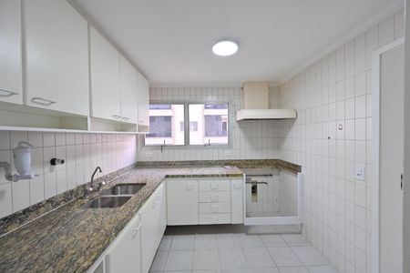 Cozinha de apartamento à venda com 4 quartos, 168m² em Vila Monte Alegre, São Paulo