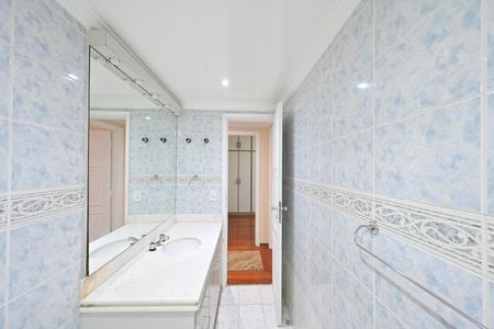 Apartamento à venda com 168m², 4 quartos e 2 vagas Apartamento à venda com 168m², 4 quartos e 2 vagasBanheiro Social