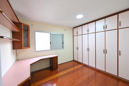 Apartamento à venda com 168m², 4 quartos e 2 vagas Apartamento à venda com 168m², 4 quartos e 2 vagasQuarto 3