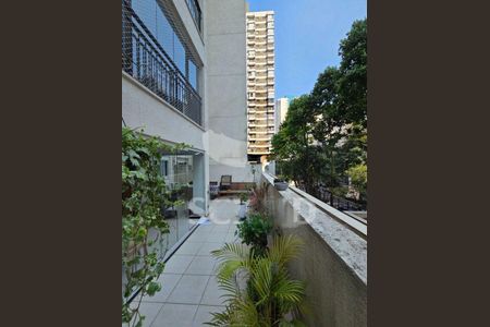 Apartamento à venda com 80m², 2 quartos e 1 vaga
