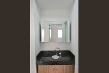 Apartamento para alugar com 55m², 2 quartos e sem vaga Apartamento para alugar com 55m², 2 quartos e sem vagaBanheiro