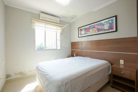 Apartamento à venda com 3 quartos, 227m² em Vila Sofia, São Paulo