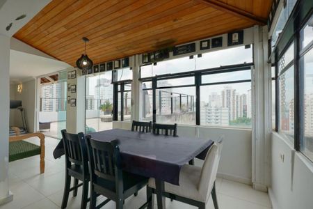 Apartamento à venda com 227m², 3 quartos e 3 vagas