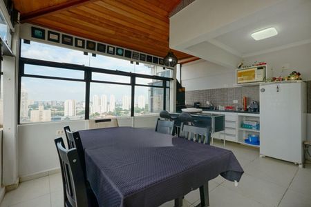 Apartamento à venda com 227m², 3 quartos e 3 vagas