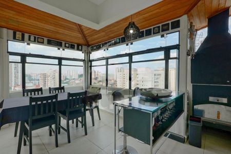 Apartamento à venda com 227m², 3 quartos e 3 vagas