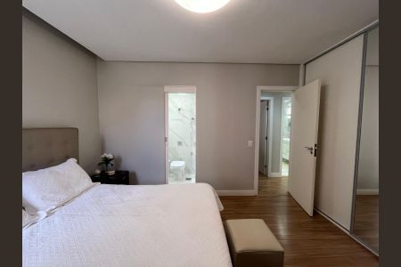 Apartamento para alugar com 120m², 3 quartos e 1 vaga Apartamento para alugar com 120m², 3 quartos e 1 vagaQuarto