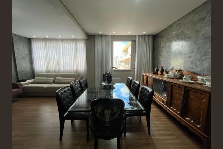 Apartamento para alugar com 120m², 3 quartos e 1 vaga Apartamento para alugar com 120m², 3 quartos e 1 vagaSala