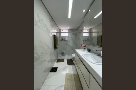 Apartamento para alugar com 120m², 3 quartos e 1 vaga Apartamento para alugar com 120m², 3 quartos e 1 vagaBanheiro