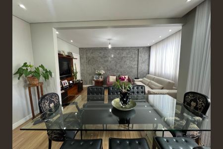 Apartamento para alugar com 120m², 3 quartos e 1 vaga Apartamento para alugar com 120m², 3 quartos e 1 vagaSala