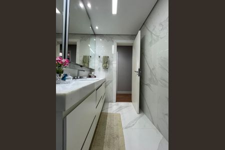Apartamento para alugar com 120m², 3 quartos e 1 vaga Apartamento para alugar com 120m², 3 quartos e 1 vagaBanheiro