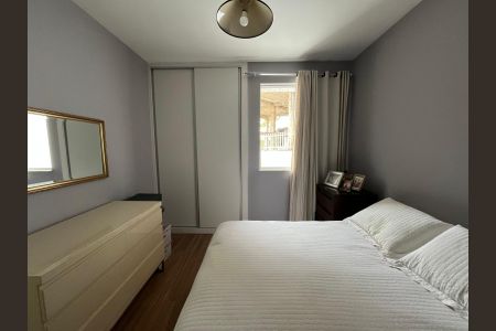 Apartamento para alugar com 120m², 3 quartos e 1 vaga Apartamento para alugar com 120m², 3 quartos e 1 vagaQuarto