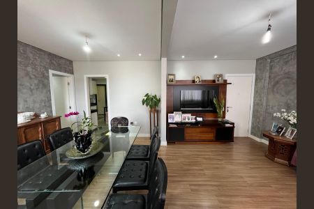 Apartamento para alugar com 120m², 3 quartos e 1 vaga Apartamento para alugar com 120m², 3 quartos e 1 vagaSala