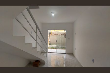 Casa de condomínio para alugar com 67m², 2 quartos e 1 vaga Casa de condomínio para alugar com 67m², 2 quartos e 1 vagaSala