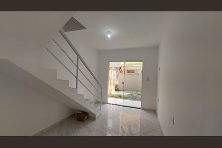 Casa de condomínio para alugar com 67m², 2 quartos e 1 vaga Casa de condomínio para alugar com 67m², 2 quartos e 1 vagaSala
