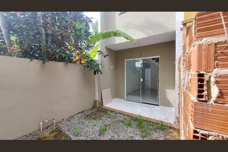 Casa de condomínio para alugar com 67m², 2 quartos e 1 vaga Casa de condomínio para alugar com 67m², 2 quartos e 1 vagaVaranda