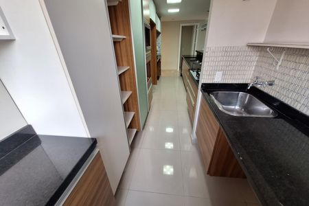 Apartamento à venda com 94m², 2 quartos e 2 vagas Apartamento à venda com 94m², 2 quartos e 2 vagasÁrea de Serviço