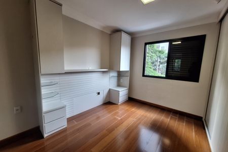 Apartamento à venda com 94m², 2 quartos e 2 vagas Apartamento à venda com 94m², 2 quartos e 2 vagasSuíte 2