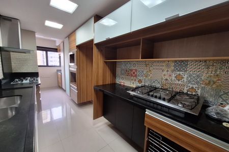 Apartamento à venda com 94m², 2 quartos e 2 vagas Apartamento à venda com 94m², 2 quartos e 2 vagasCozinha