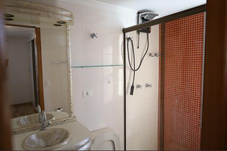 Apartamento à venda com 74m², 3 quartos e 1 vagaBanheiro da Suíte