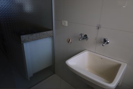 Apartamento à venda com 74m², 3 quartos e 1 vagaÁrea de serviço