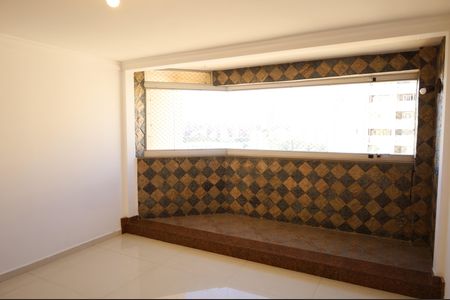 Apartamento à venda com 74m², 3 quartos e 1 vagaSala