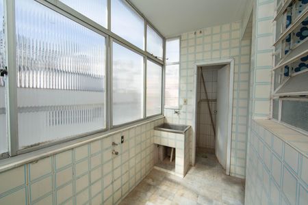 Apartamento para alugar com 80m², 2 quartos e 1 vaga Apartamento para alugar com 80m², 2 quartos e 1 vagaÁrea de serviço