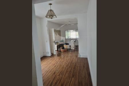 Casa à venda com 3 quartos, 125m² em Jardim Lallo, São Paulo
