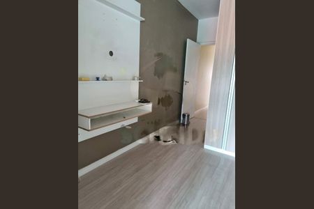 Casa à venda com 3 quartos, 125m² em Jardim Lallo, São Paulo