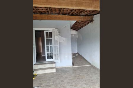Casa à venda com 3 quartos, 125m² em Jardim Lallo, São Paulo