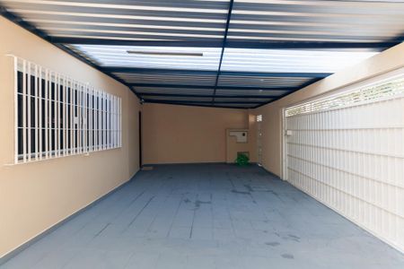 Casa para alugar com 150m², 3 quartos e 3 vagas Casa para alugar com 150m², 3 quartos e 3 vagasGaragem