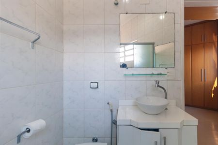 Casa para alugar com 150m², 3 quartos e 3 vagas Casa para alugar com 150m², 3 quartos e 3 vagasBanheiro da Suíte