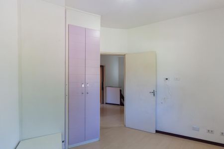 Casa para alugar com 150m², 3 quartos e 3 vagas Casa para alugar com 150m², 3 quartos e 3 vagasQuarto 2
