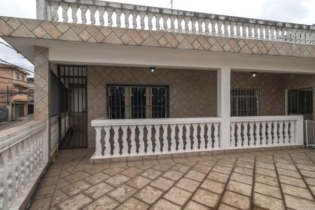 Casa à venda com 288m², 2 quartos e 2 vagas Casa à venda com 288m², 2 quartos e 2 vagasTerraços inferior