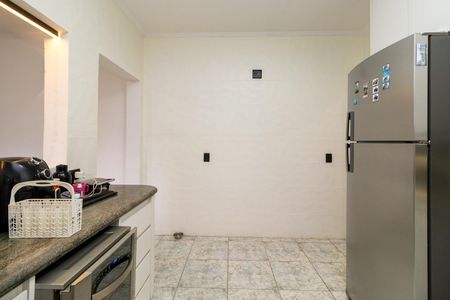 Casa à venda com 288m², 2 quartos e 2 vagas Casa à venda com 288m², 2 quartos e 2 vagasCozinha