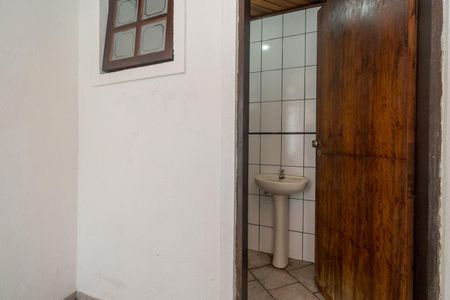 Casa à venda com 288m², 2 quartos e 2 vagas Casa à venda com 288m², 2 quartos e 2 vagasLavabo 2