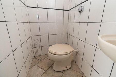 Casa à venda com 288m², 2 quartos e 2 vagas Casa à venda com 288m², 2 quartos e 2 vagasLavabo 2