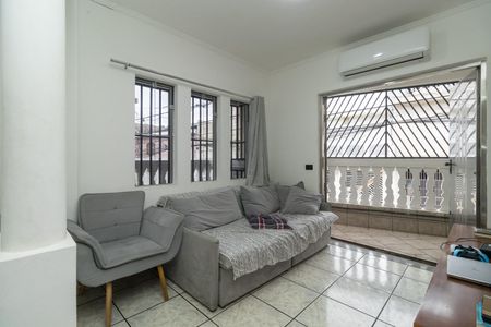 Casa à venda com 288m², 2 quartos e 2 vagas Casa à venda com 288m², 2 quartos e 2 vagasSala