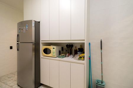 Casa à venda com 288m², 2 quartos e 2 vagas Casa à venda com 288m², 2 quartos e 2 vagasCozinha